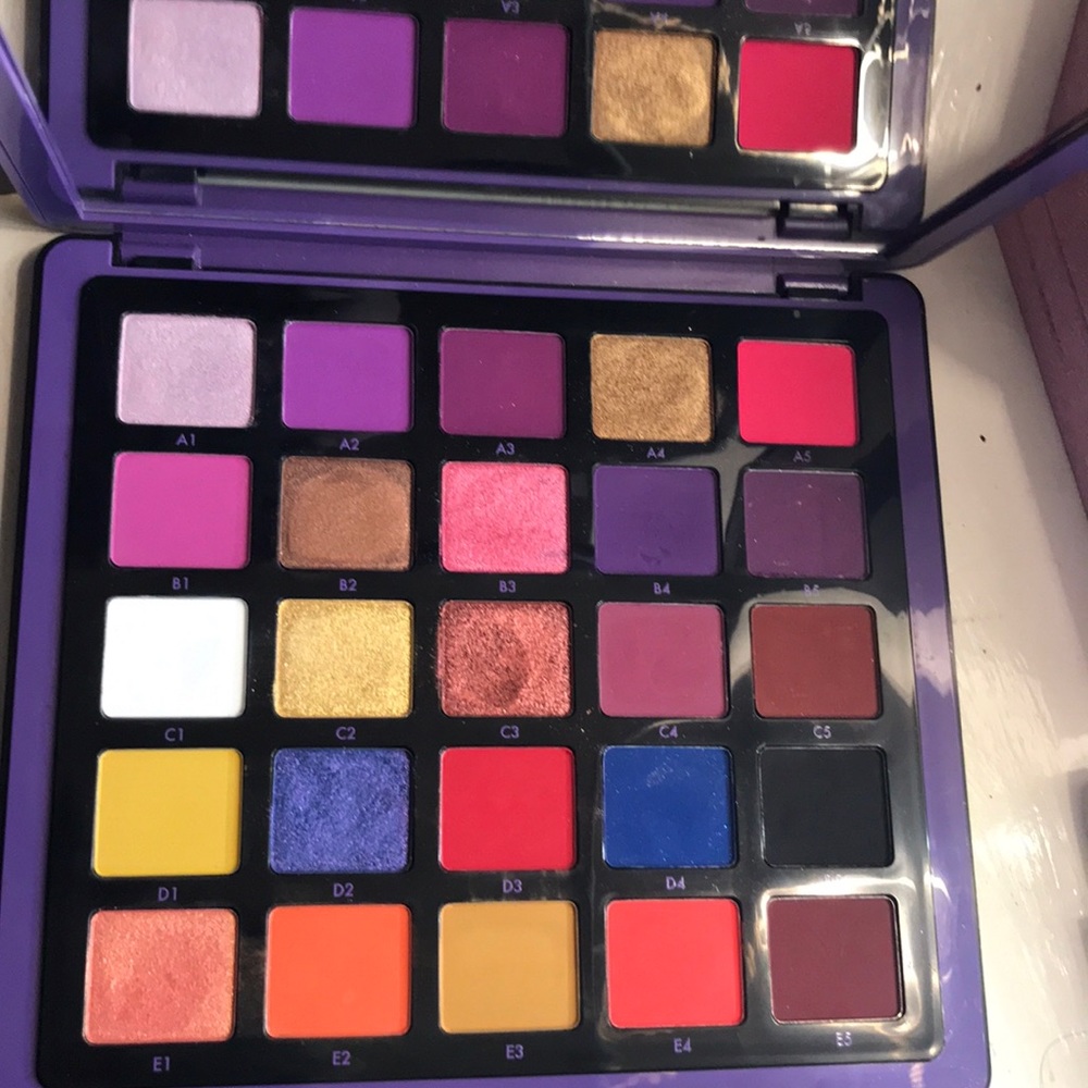 Anastasia Beverly Hills NORVINA PALETTE vol 1 new